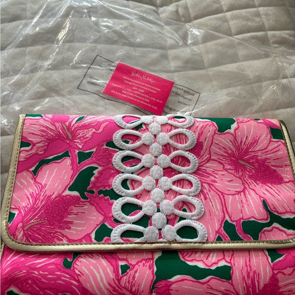 Lilly Pulitzer Pink and Green Envelope Clutch - Picture 2 of 5